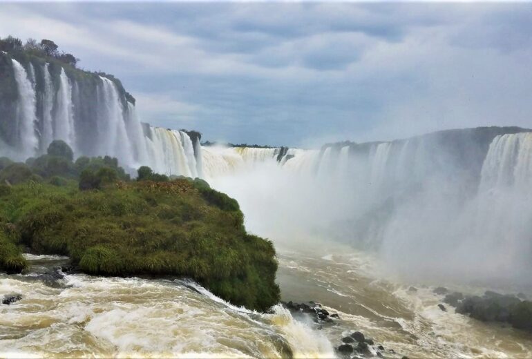 photo of waterfall taken by author of the blog author Randy Mandel