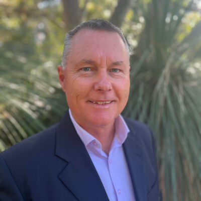 Darrin-headshot-Sept-2023-1-400x400